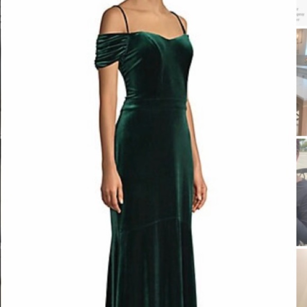 Laundry By Shelli Segal Cold-Shoulder Gown